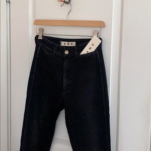 AMO High Rise Cigarette Ankle in Black Magic